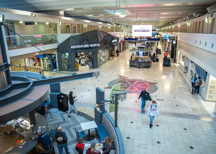 MSP Airport mall in Terminal 1, 2020